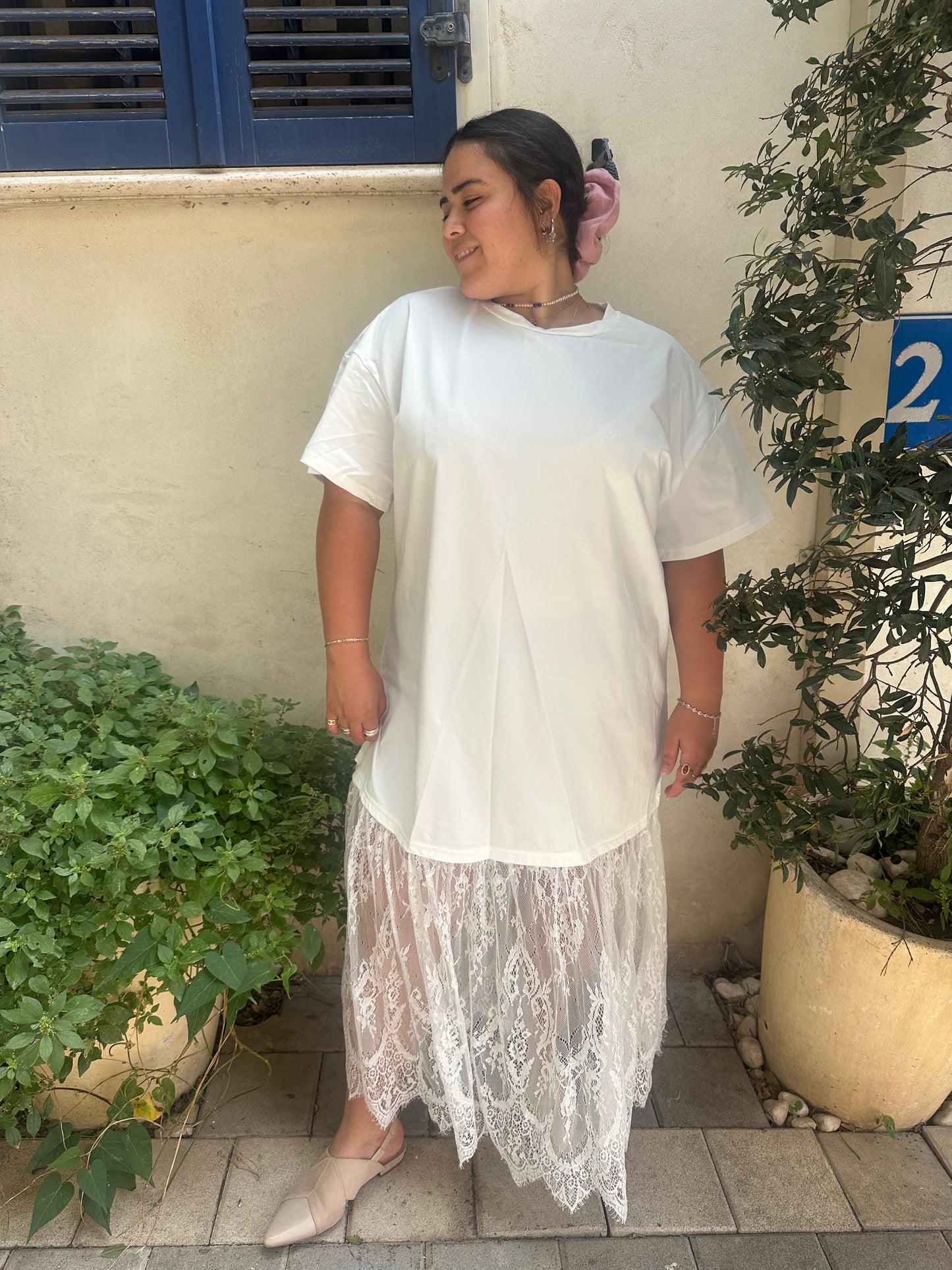 שמלת בוניטה - לבן תחרה